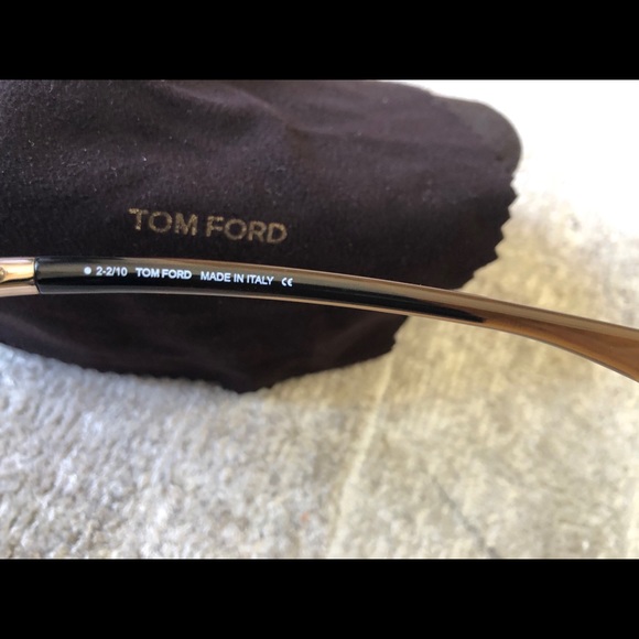 Tom Ford Jennifer Sunglasses - Picture 3 of 4